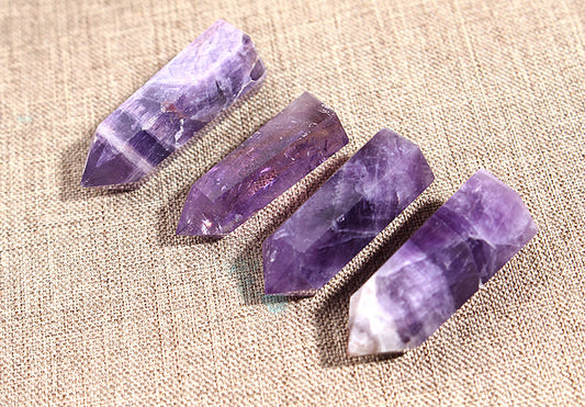 Obélisque d'Énergie Pure – Pierre Naturelle de Protection & Clarté